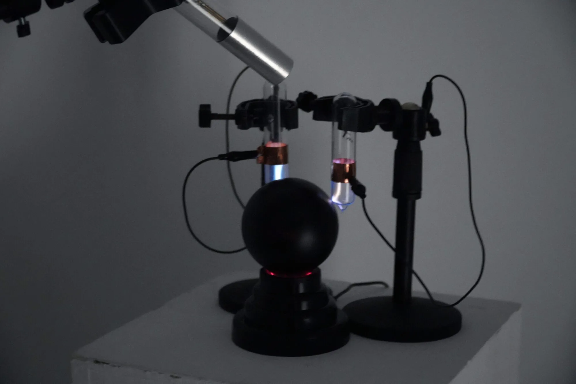 Inert Gas Resonance