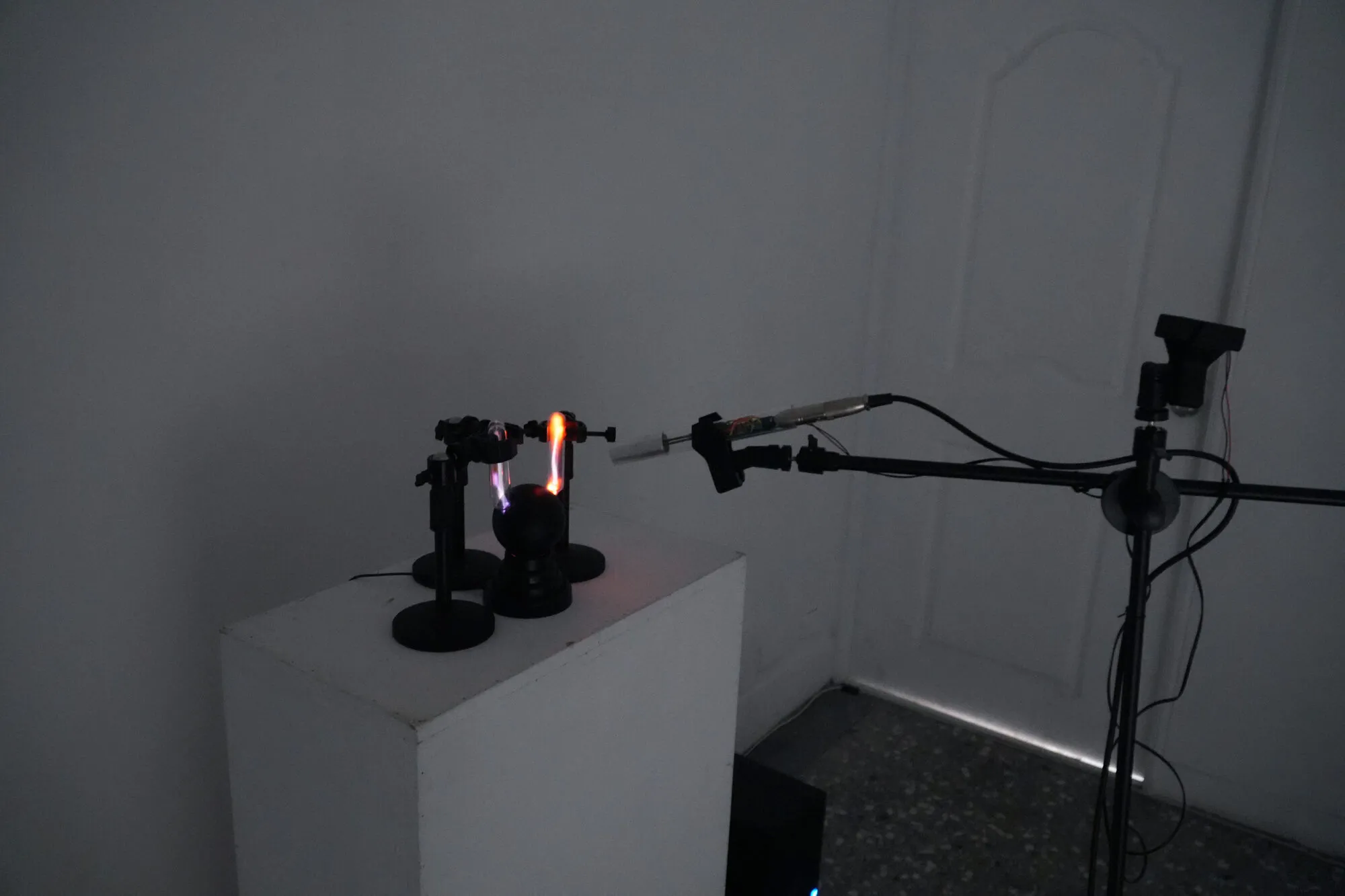 Inert Gas Resonance