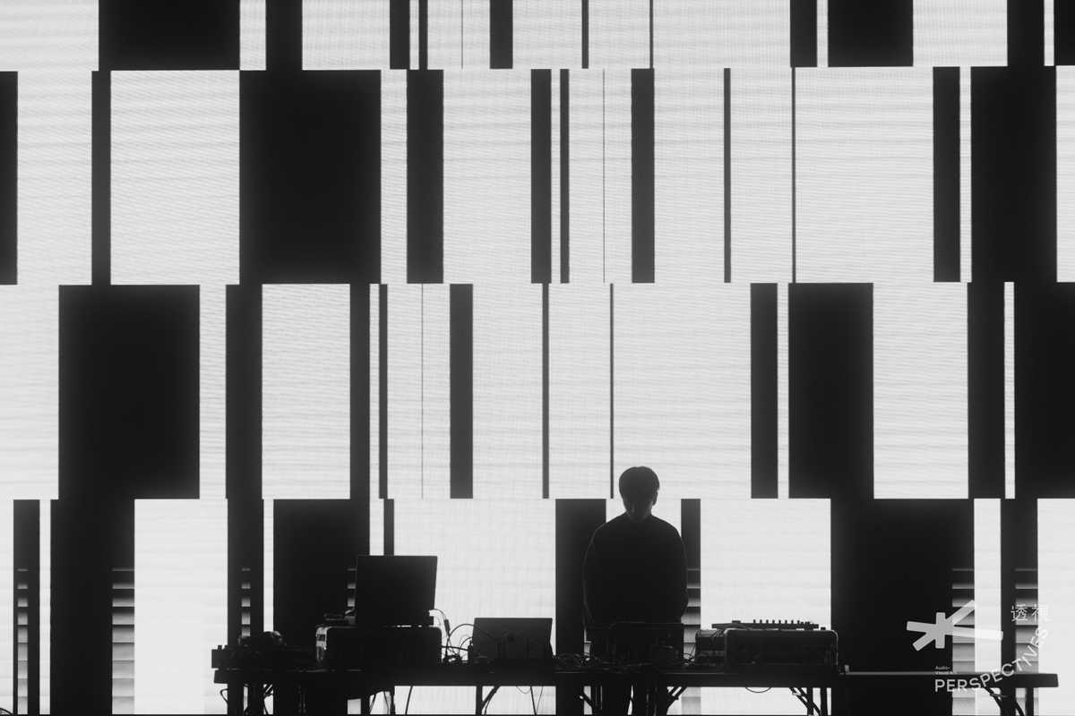 img2